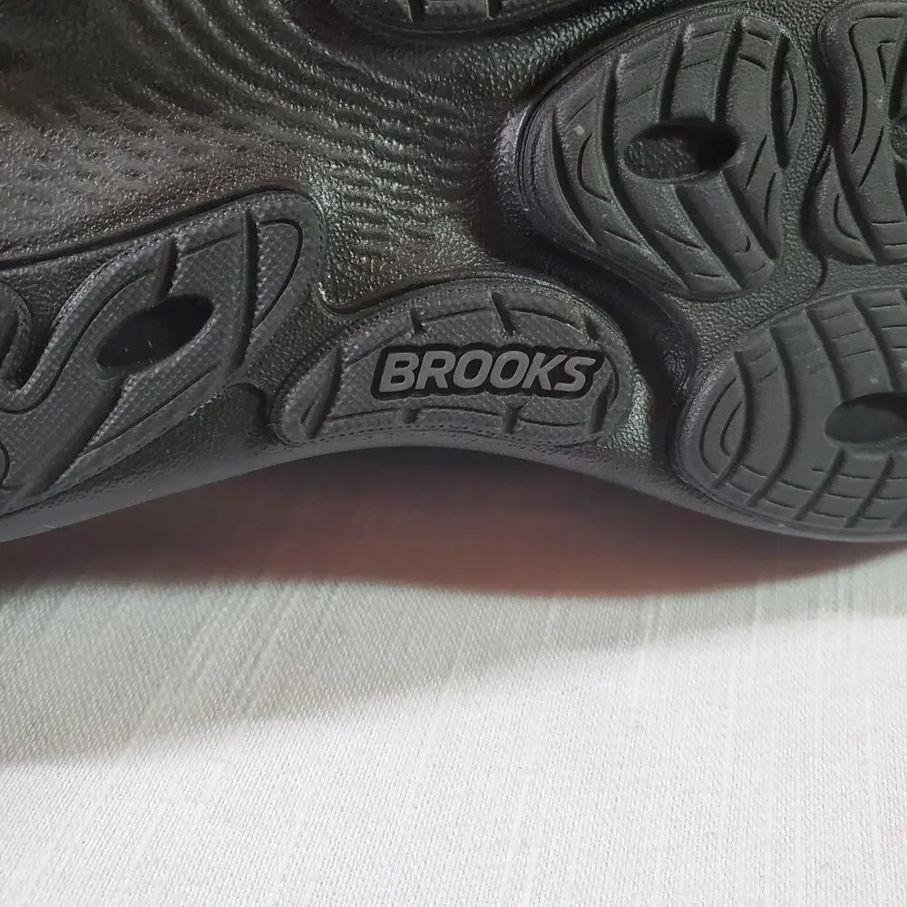 Brooks Adrenaline GTS 25 Womens Running Shoes Black Size 11 Sneakers 120443